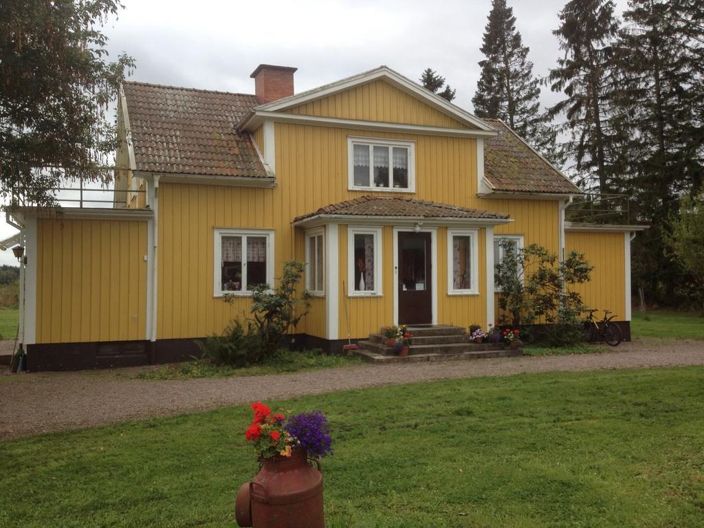 Marielund Gard Bed & Breakfast Skara Exterior foto